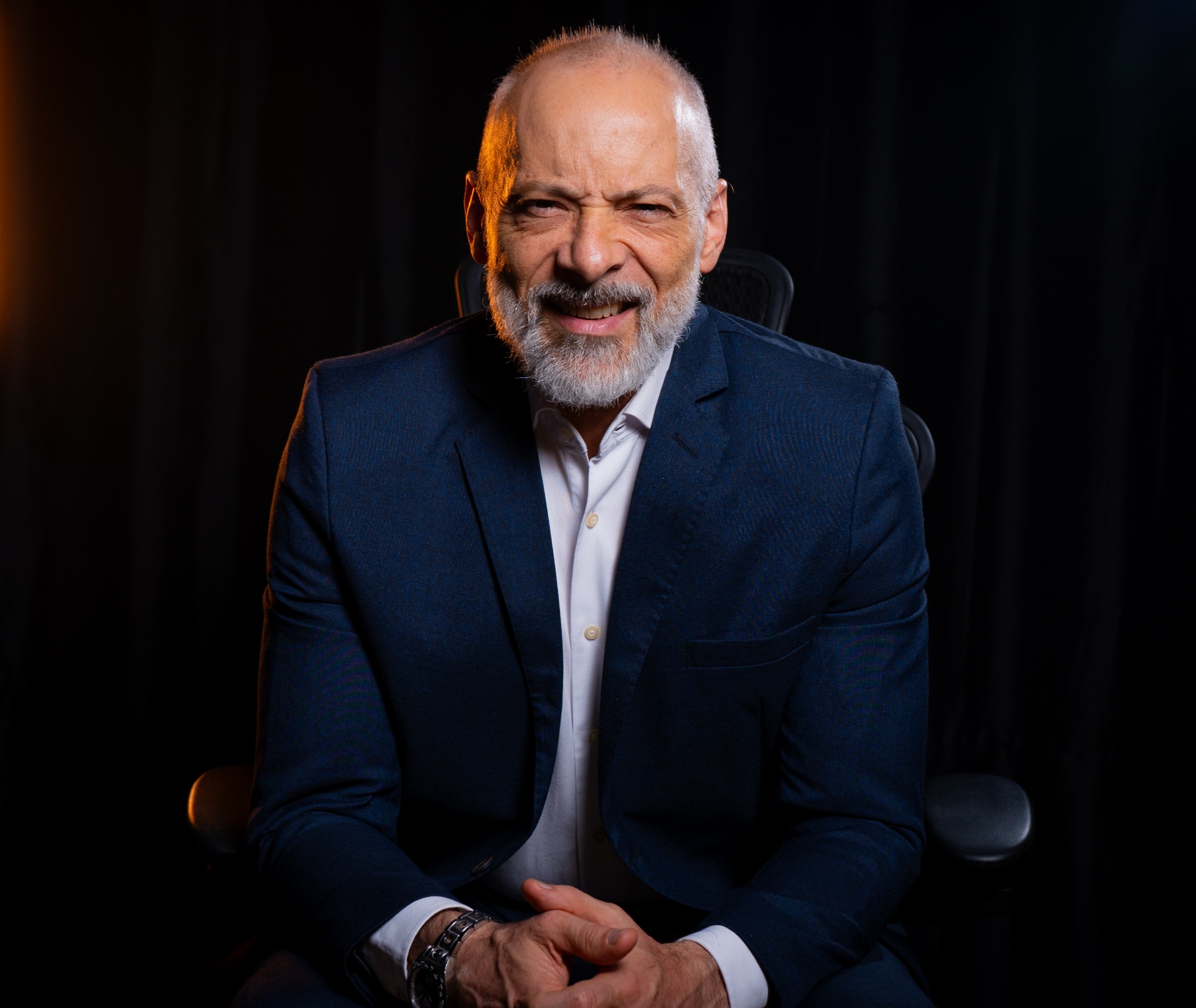 Retrato oficial de Alexandre Alvarenga